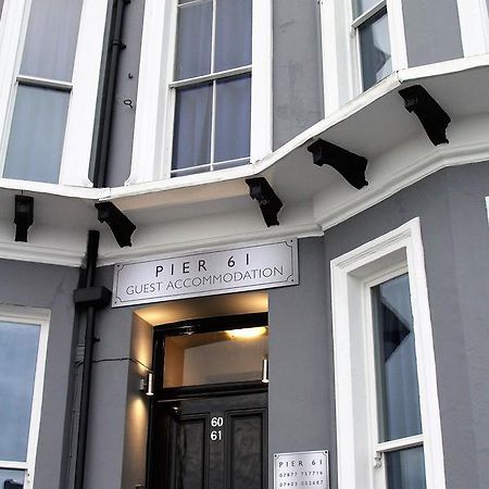Pier 61 Guest Accommodation ヘイスティングス エクステリア 写真