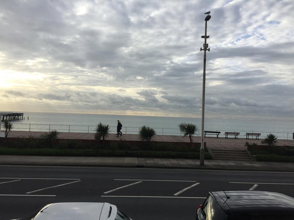 Pier 61 Guest Accommodation ヘイスティングス エクステリア 写真