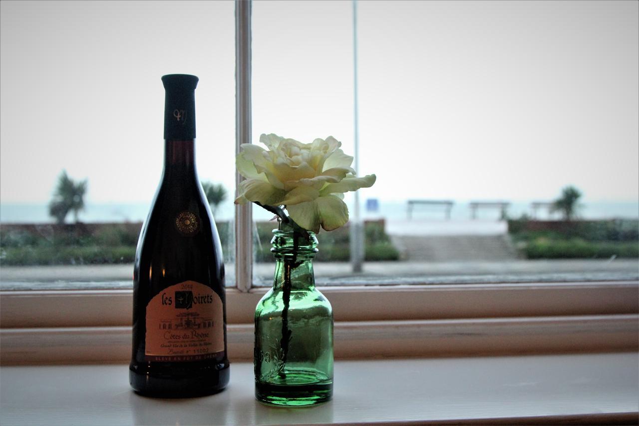 Pier 61 Guest Accommodation ヘイスティングス エクステリア 写真