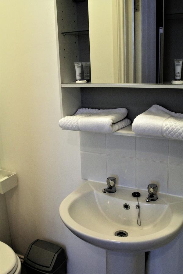 Pier 61 Guest Accommodation ヘイスティングス エクステリア 写真